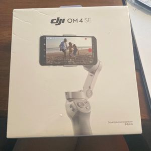 DJI OM 4 SE smartphone stabilizer